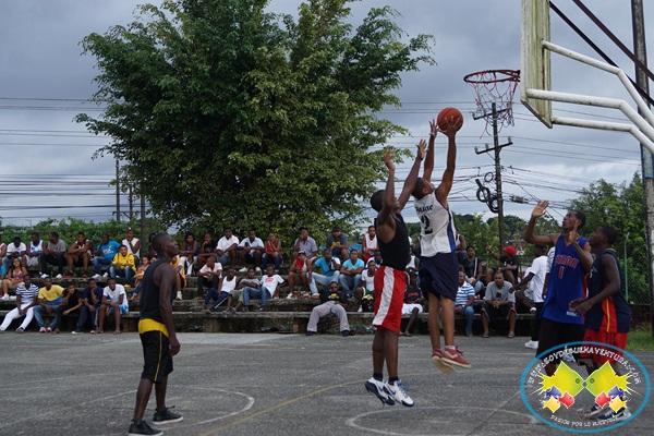 El Street Ball se convierte en punto de encuentro de amantes del Hip Hop y el baloncesto con sus familias y la comunidad