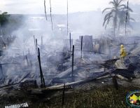 Incendio deja más de 17 casas incineradas en Gamboa