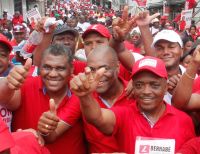 Más de 10.000 personas caminaron por las calles de Buenaventura brindando su respaldo a la candidatura de Oscar Gamboa para la Gobernación del Valle