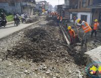 Infraestructura adelanta obras de reparación de la vía que úne los barrios Rockefeller y Bellavista