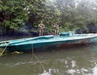 La Armada Nacional incautó un semisumergible listo para transportar hasta cinco toneladas de cocaína