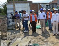 Piden agilizar evacuación de viviendas que interfieren obras de nuevo puente de Juanchito