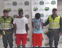 En reacción policial fue capturado un sujeto y aprehendido un menor de edad por hurto en el barrio Miraflores