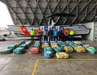 Autoridades colombianas interceptaron una lancha en la que se transportaban 1.223 kilogramos de cocaína y marihuana