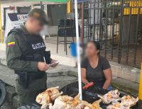 El GAULA policial realizó jornada de prevención en sector comercial de Buenaventura