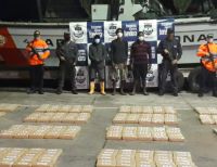 832 kilos de cocaína fueron incautados por la Armada de Colombia a 18 milla náuticas de Buenaventura