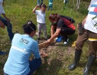 95 árboles fueron adoptados por niños y niñas del corregimiento El Queremal, Dagua