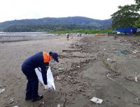 La Dirección General Marítima adelanta jornadas de limpieza en playas del pacífico chocoano