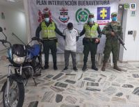 A la cárcel alias Chichigua, quien se movilizaba en una motocicleta presuntamente hurtada en Buenaventura