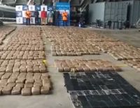 Fueron interceptadas dos lanchas con mas de dos toneladas de marihuana y cocaína