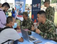 Con asistencia técnica y labor social, el Ejército se suma a la estrategia de Mercados Campesinos de la Gobernación del Valle