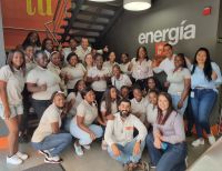 25 jóvenes de Buenaventura se capacitan como técnicos en energía, para desarrollar talento propio del Distrito