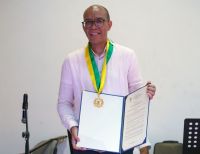 Gerson Chaverra Castro, presidente de la Corte Suprema de Justicia, recibió la medalla Gerardo Valencia Cano de la Alcaldía Distrital de Buenaventura