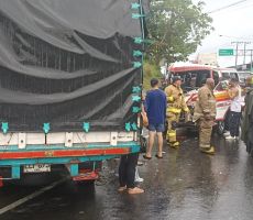 El Cuerpo de Bomberos Voluntarios de Buenaventura atendió grave accidente de tránsito en el sector de Citronela