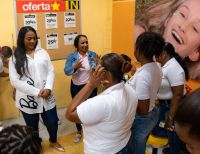 Más de 70 familias reciben apoyo gracias al programa de apoyo entre Fundación Éxito, Gobernación del Valle y Alcaldía Distrital de Buenaventura