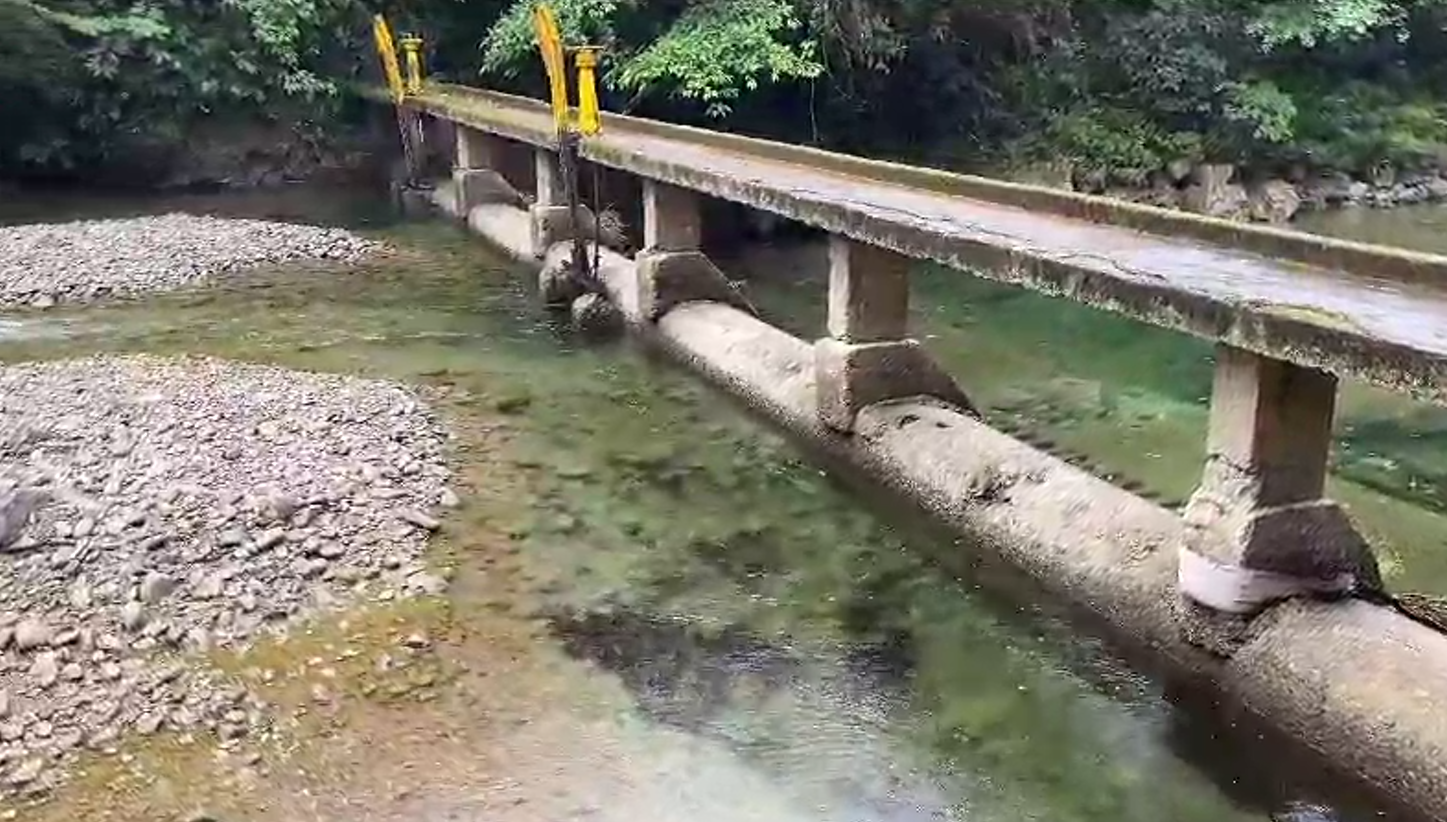 Autoridades de Gestión del Riesgo de Buenaventura realizaron recorrido en el río Escalerete para constatar el nivel en la bocatoma del acueducto