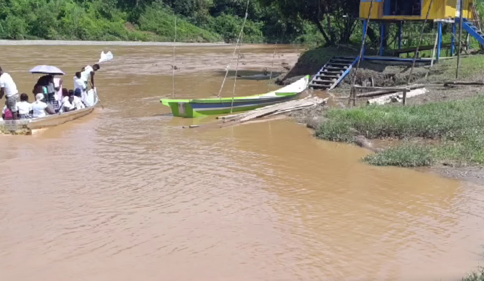 La Defensora del Pueblo alerta contaminación en el río Yurumanguí en Buenaventura