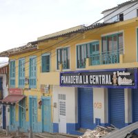 Cr&eacute;ditos a afectados por sismo en el Valle 4
