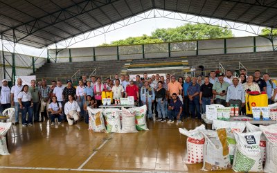 Un total de 53 agricultores de Bugalagrande y Ansermanuevo optimizan sus cultivos mediante el programa Valle Agro