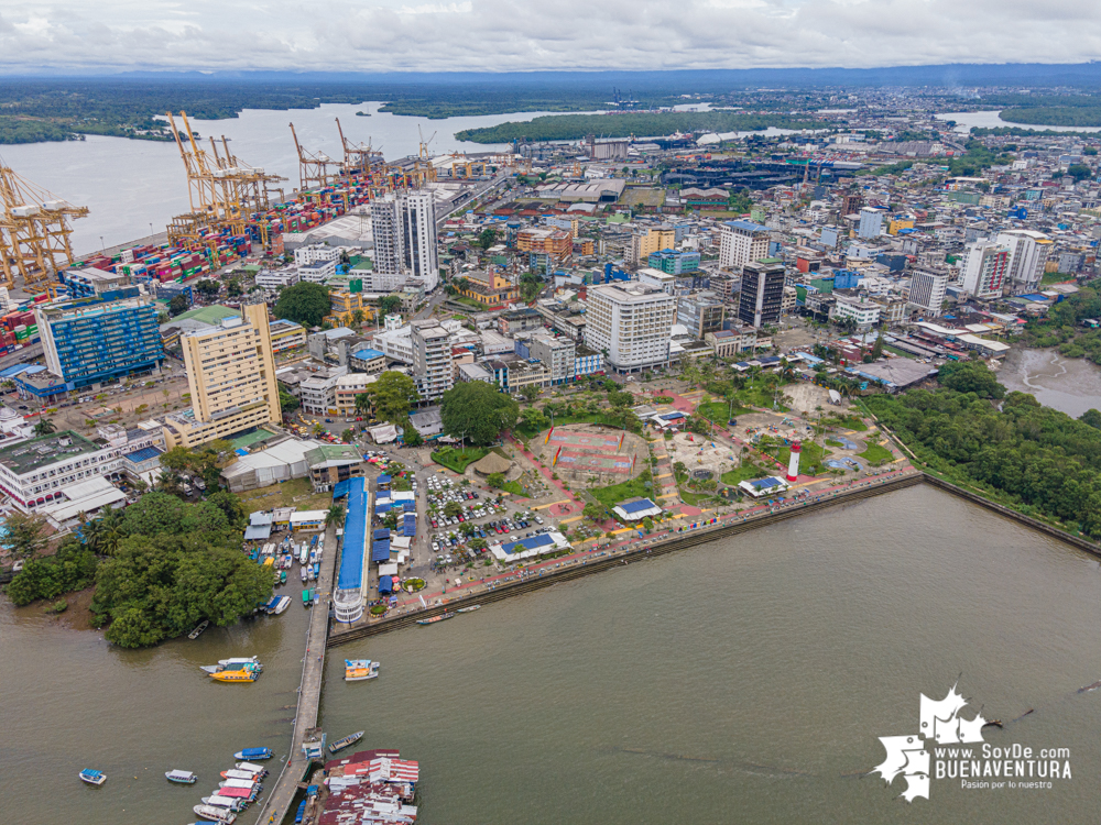 Gases de Occidente refuerza su inversión social en Buenaventura con becas, emprendimiento y apoyo a mujeres